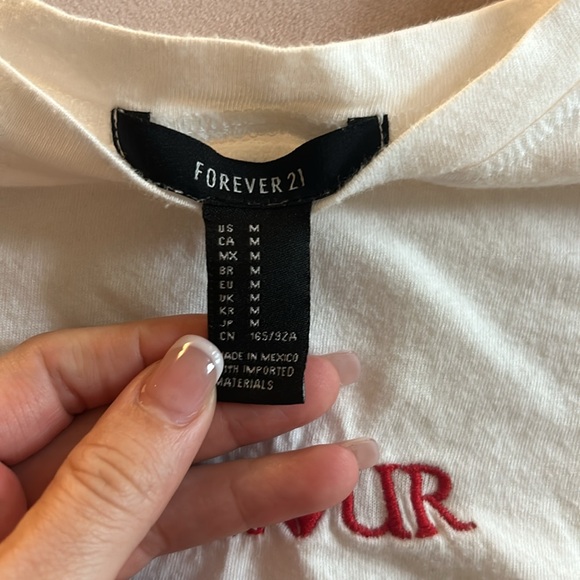 Amour Crop Top - Picture 2 of 3